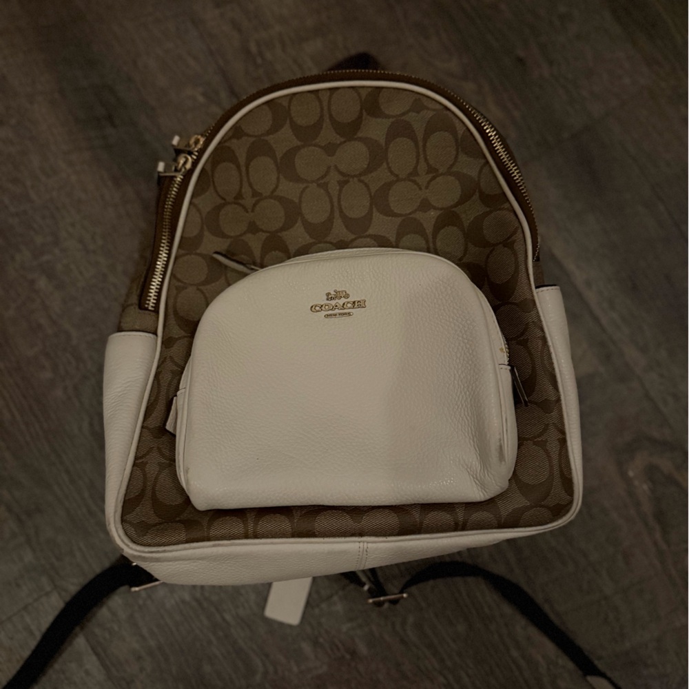 Coach Tan Interior with Brown Accents